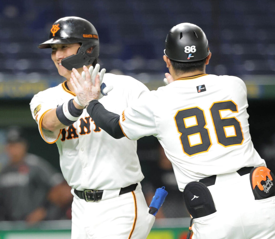 【巨人】小林誠司が練習試合で本塁打「強い気持ちを持って」ＣＳへ８日に田中将大と宮崎フェニックス・リーグでバッテリー（スポーツ報知） - Yahoo!ニュース - Yahoo!ニュース