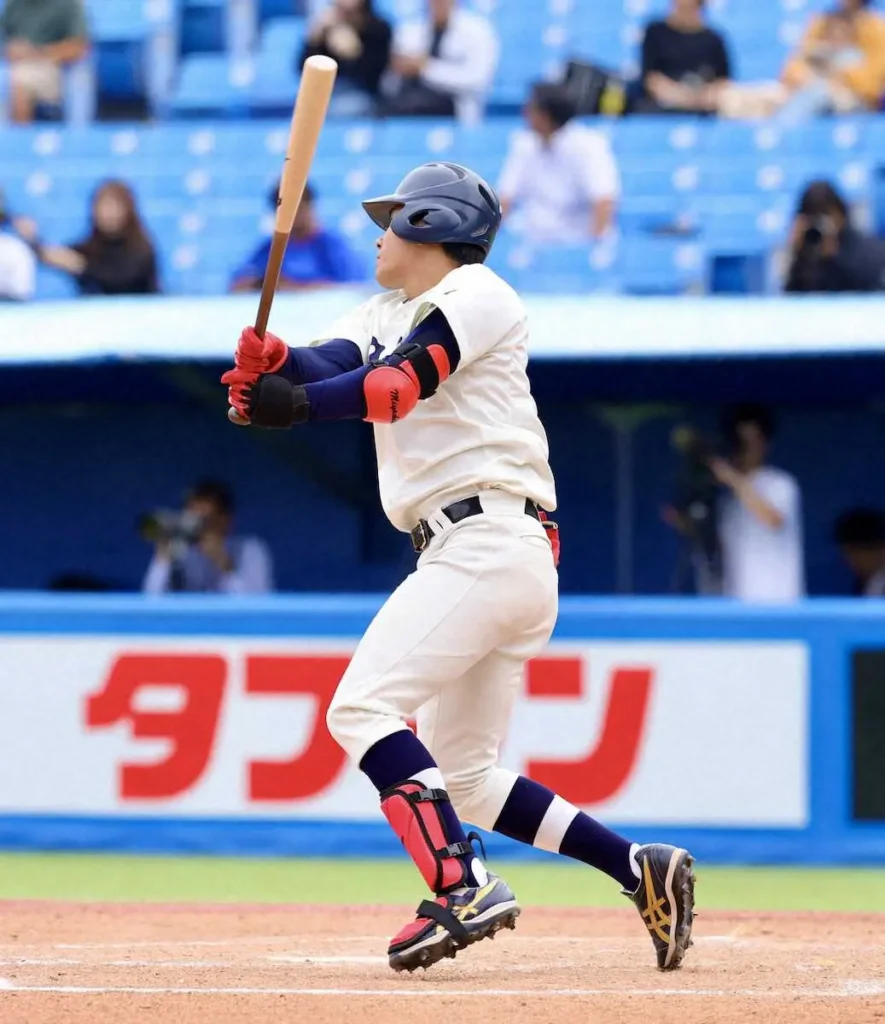 東洋大「打てる遊撃手」の1部リーグ1号に日本ハム・栗山CBO熱視線「今日は宮下選手を見にきました」 - スポニチ Sponichi Annex 野球