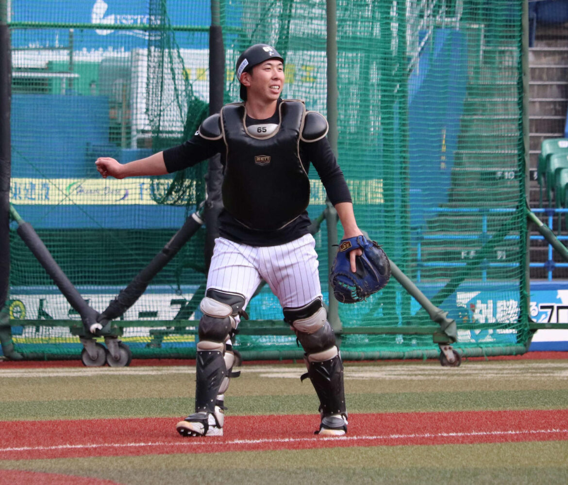 【ロッテ】サブロー新監督本気度に早くも選手悲鳴「けがをしてもいいくらいの気持ちで無理やり」（日刊スポーツ） - Yahoo!ニュース - Yahoo!ニュース