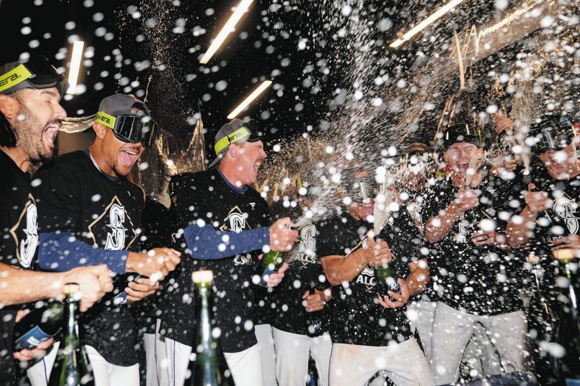 マリナーズ、史上最長の延長15回での最終決戦を制す、敗者のタイガースに「こんな素晴らしい試合に敗者が存在するのは悲しい」との声も(中日スポーツ) – Yahoo!ニュース – Yahoo!ニュース マリナーズ、史上最長の延長15回での最終決戦を制す、敗者のタイガースに「こんな素晴らしい試合に敗者が存在するのは悲しい」との声も(中日スポーツ) - Yahoo!ニュース - Yahoo!ニュース