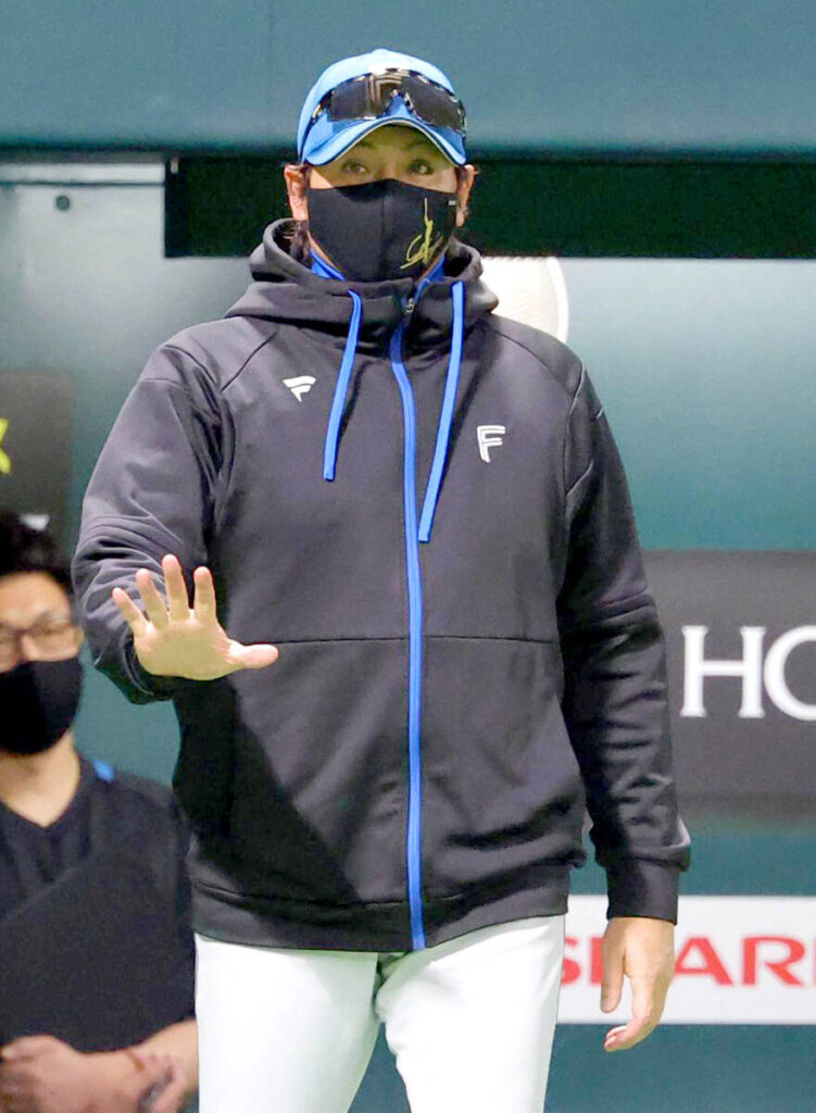 【パCS】日本ハム・新庄剛志監督「あれサードゴロ?」サヨナラ負けのシーンに言及(スポーツ報知) – Yahoo!ニュース – Yahoo!ニュース 【パCS】日本ハム・新庄剛志監督「あれサードゴロ?」サヨナラ負けのシーンに言及(スポーツ報知) - Yahoo!ニュース - Yahoo!ニュース