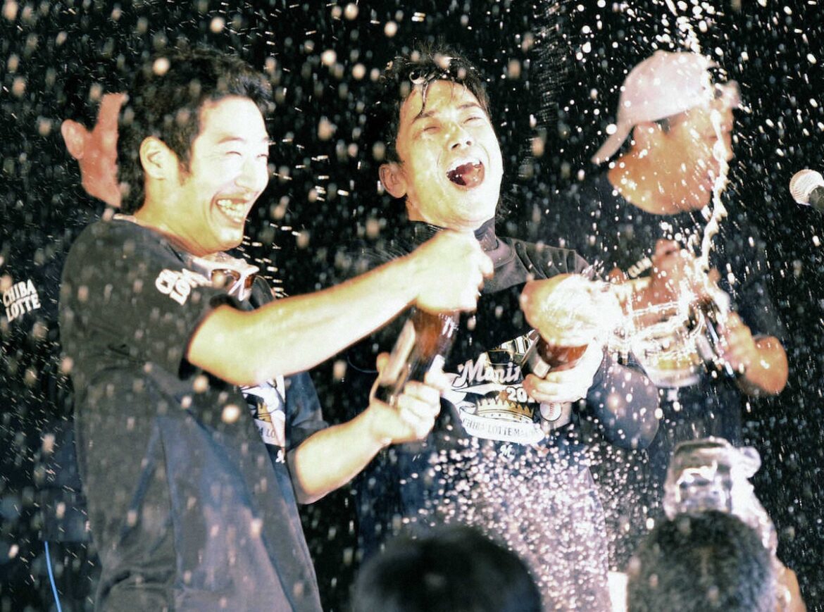 ロッテ 西岡剛氏1軍コーチとして入閣 サブロー新監督と10年日本一師弟コンビ 16年ぶり古巣復帰（スポニチアネックス） - Yahoo!ニュース - Yahoo!ニュース