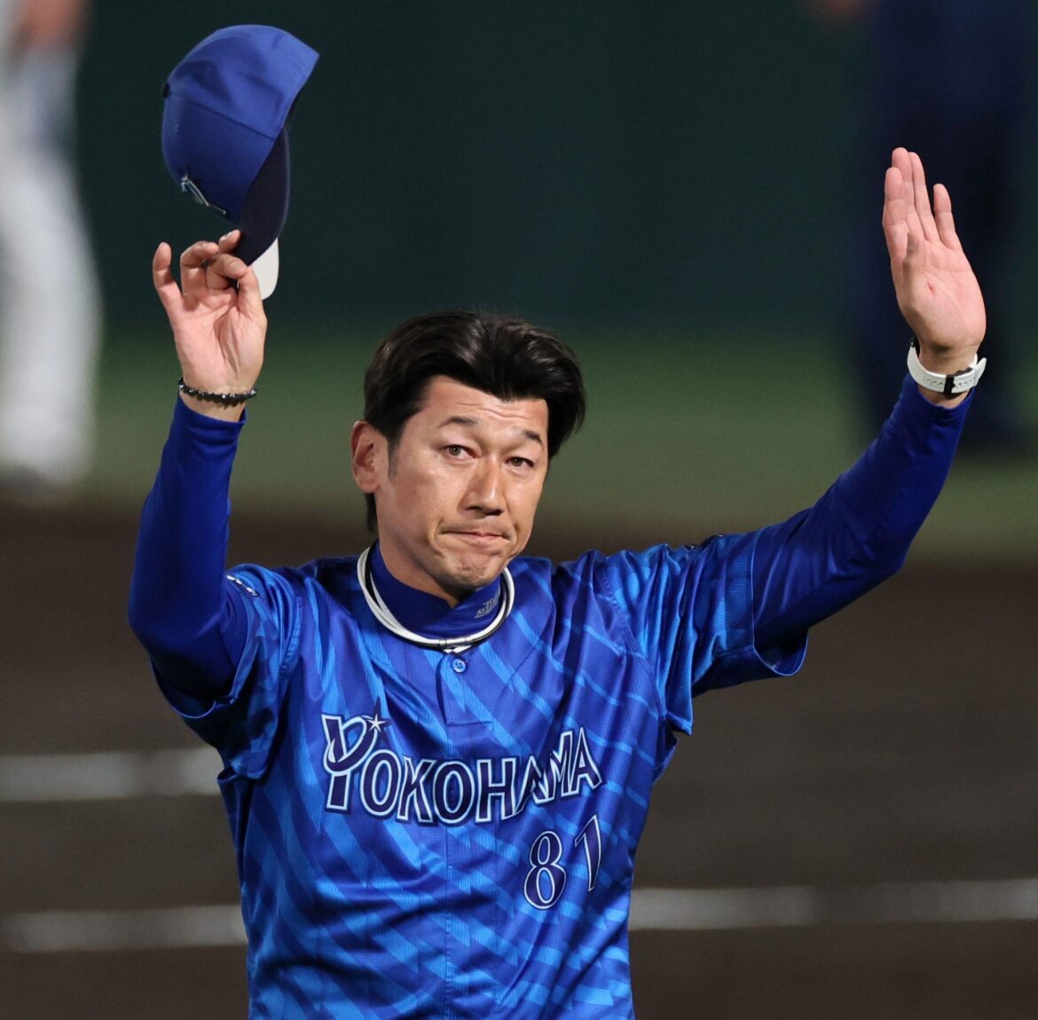 ＤｅＮＡ 涙の三浦監督 １１分の取材対応で最後は謝罪「こういう性格なもので。申し訳ございませんでした」（デイリースポーツ） - Yahoo!ニュース - Yahoo!ニュース