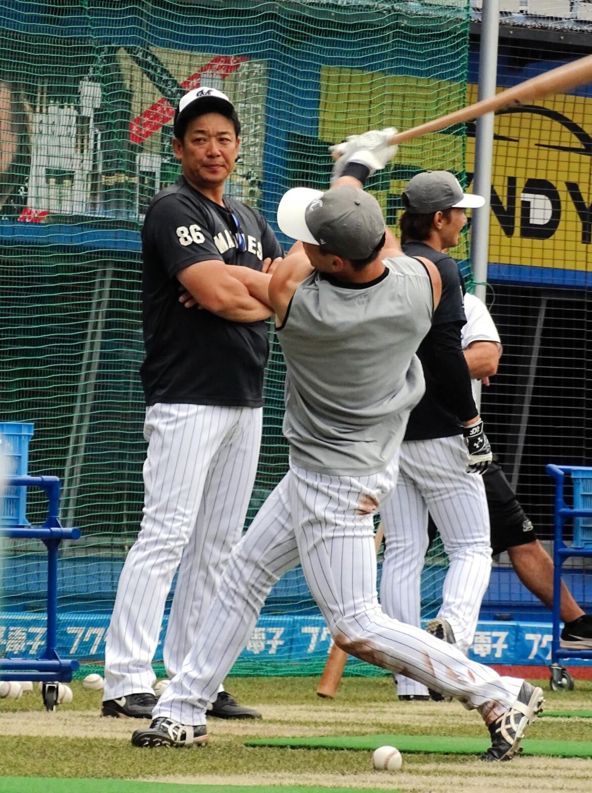 ロッテ・サブロー監督、ソフトバンク流走塁術導入 コーチ就任の松山氏に期待「走塁下手なんで、変えていかないと」「仰木さんの野球、教えてもらう」（デイリースポーツ） - Yahoo!ニュース - Yahoo!ニュース