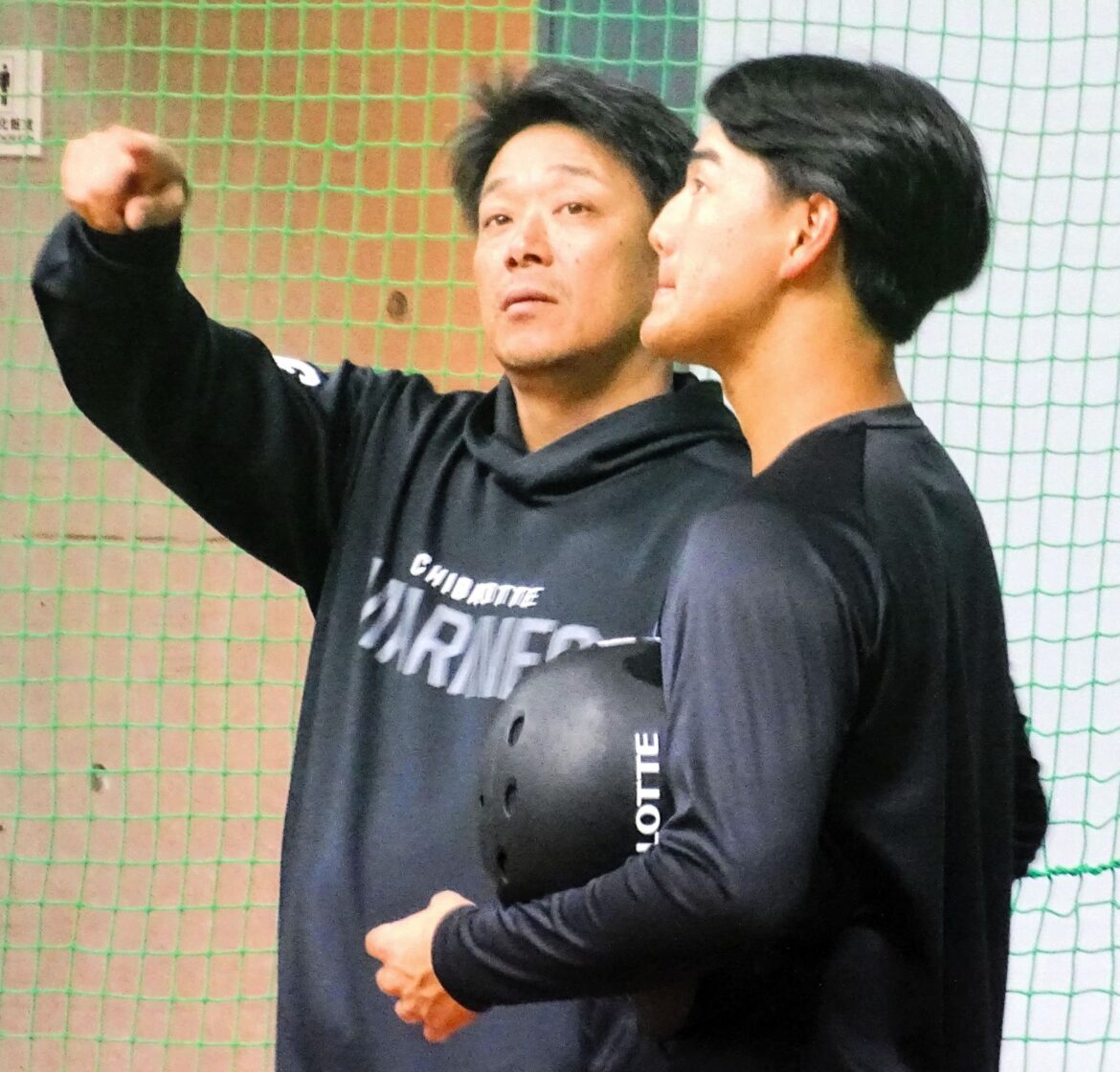 ロッテ・サブロー監督 ドラ１は「ＡＩに聞いてみようと思って（笑）」爆笑誘う 決定は「直前になると思います」くじ引きも担当「ここいち、やりますよ！」（デイリースポーツ） - Yahoo!ニュース - Yahoo!ニュース