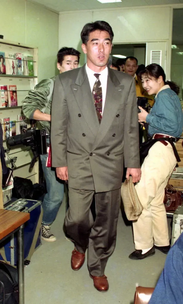 92年オフの契約更改で1億円プレーヤーの仲間入り - スポニチ Sponichi Annex