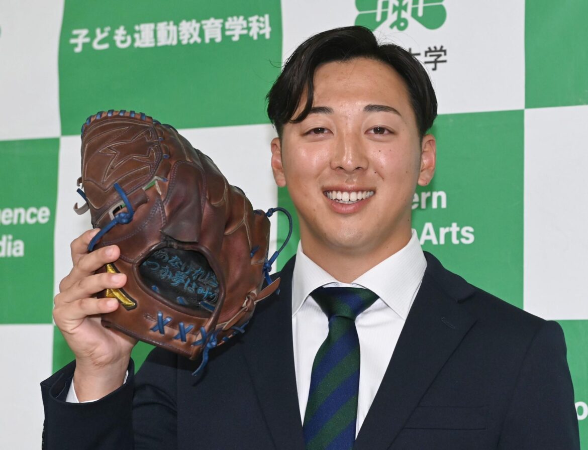 仙台大・渡辺一生 オリックス育成４位指名にうれし泣き おばあちゃんからもらったグラブ持参「刺繍の約束を果たせた」（デイリースポーツ） - Yahoo!ニュース - Yahoo!ニュース