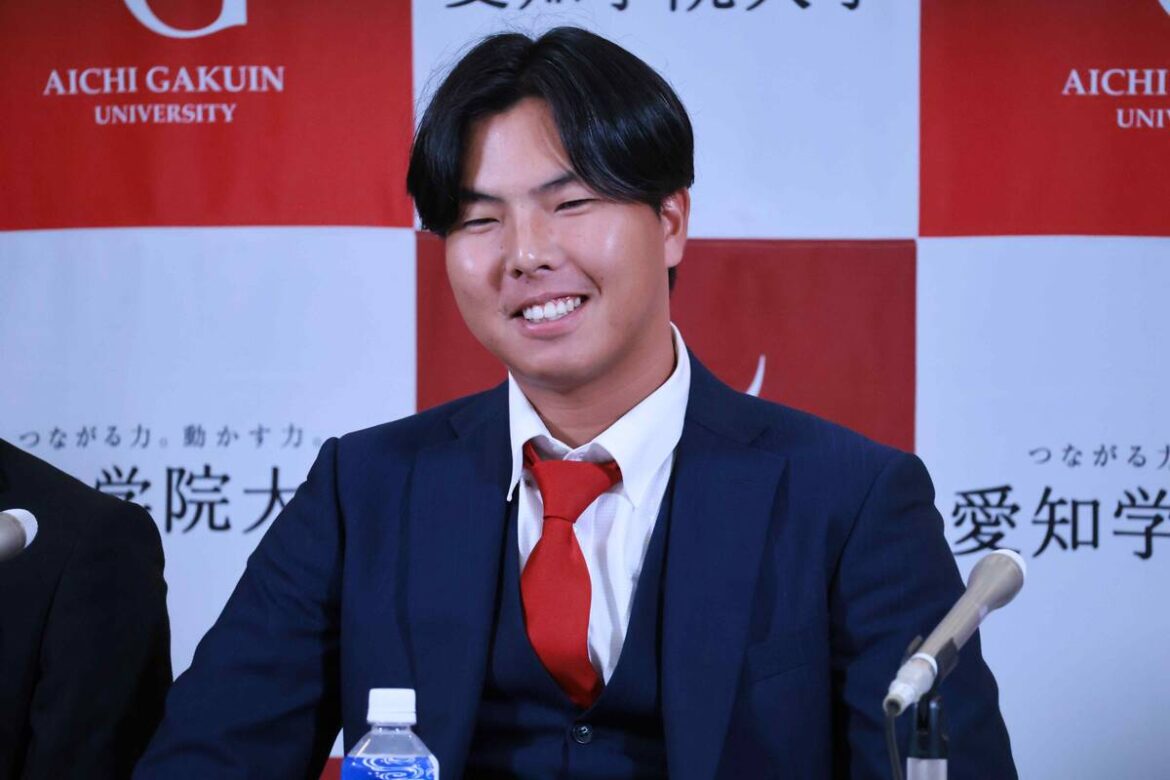 【巨人】育成４位に愛知学院大の左腕・河野優作、喜びすぎて会見場飛び出す…目標は「たくさん投げられる投手」（スポーツ報知） - Yahoo!ニュース - Yahoo!ニュース