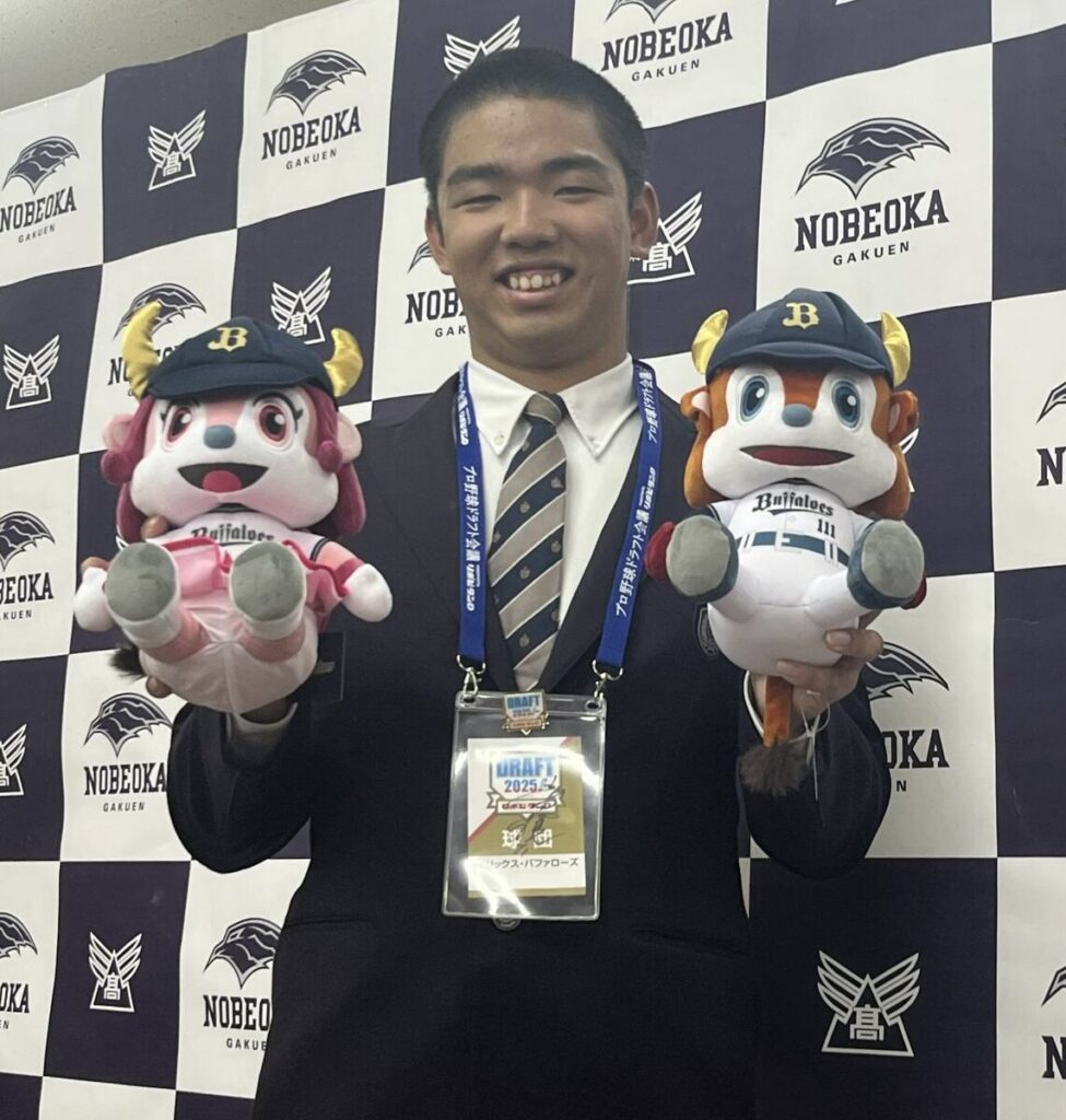 延岡学園・藤川敦也「新人王はもちろん…将来的には沢村賞」オリックスが1位あいさつ（サンケイスポーツ） - Yahoo!ニュース - Yahoo!ニュース