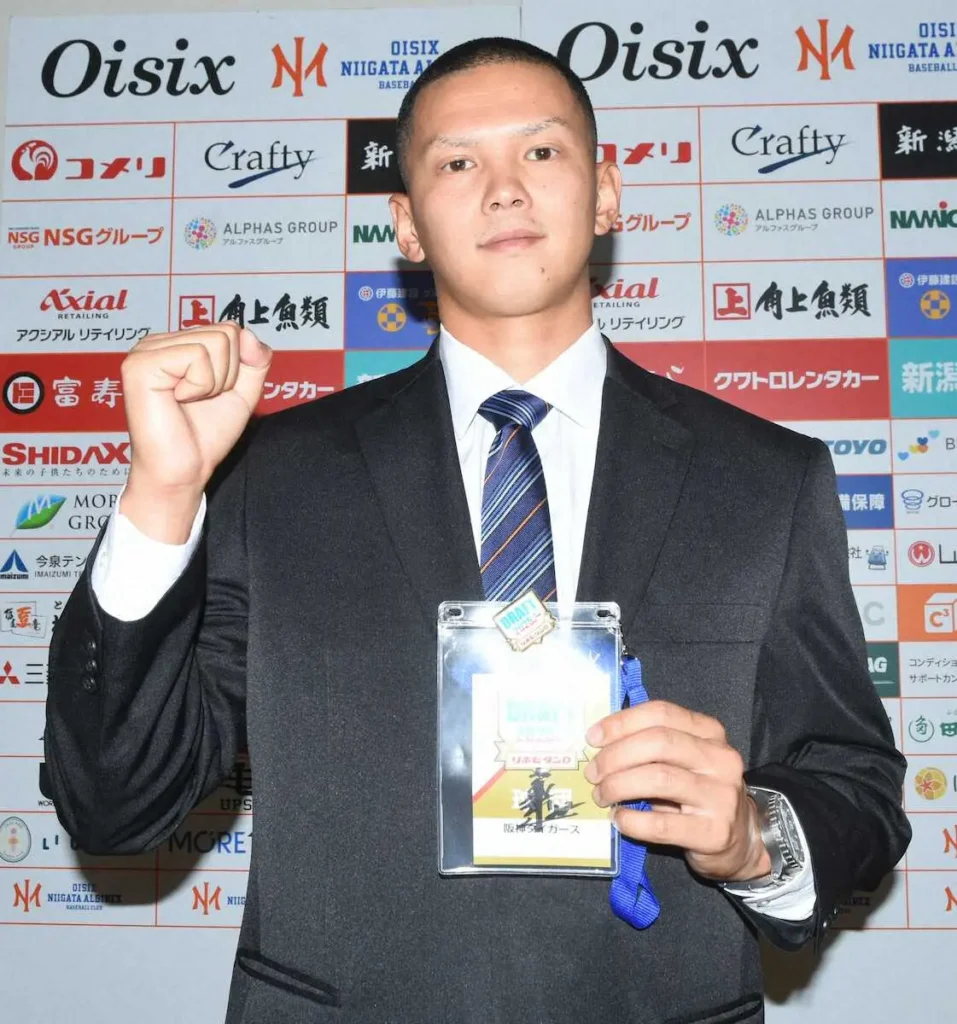 阪神5位のオイシックス・能登が指名あいさつ受ける　今季イースタン4冠右腕「必要とされるピッチャーに」 - スポニチ Sponichi Annex 野球