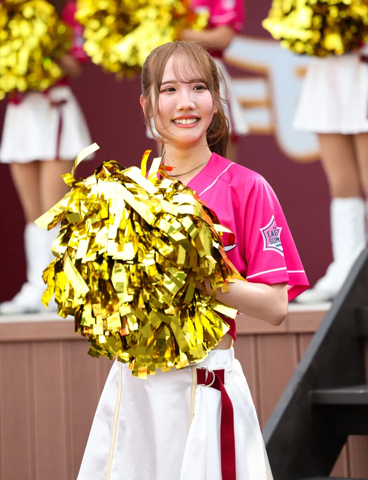 東北ゴールデンエンジェルス HONOKAさん ©Rakuten Eagles