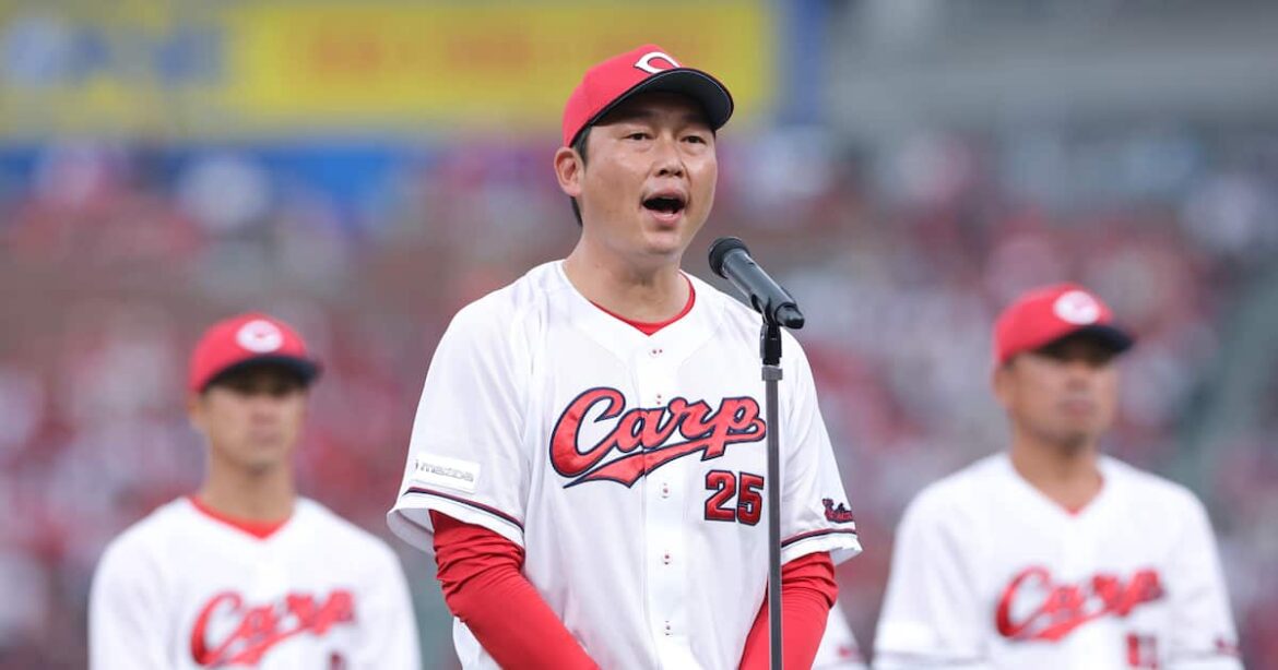 広島・新井貴浩監督が沈黙した「15秒」の意味 カープファンの我慢は限界に達したのか 鬼筆のスポ魂 – 産経ニュース 広島・新井貴浩監督が沈黙した「15秒」の意味 カープファンの我慢は限界に達したのか 鬼筆のスポ魂 - 産経ニュース