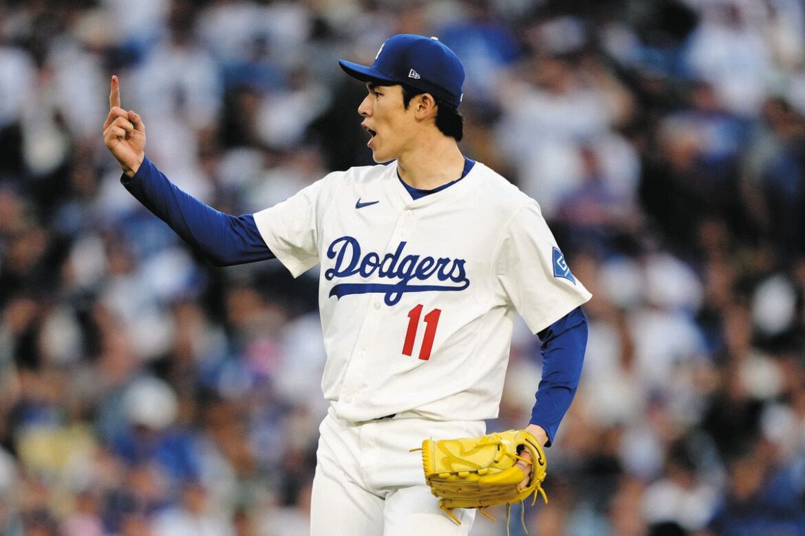 3イニングを完全リリーフした佐々木朗希（AP）