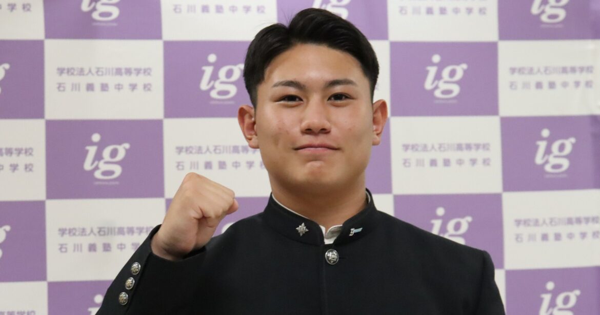 ドラフト裏話…なぜ“絶不調だった高校生捕手“が楽天から4位指名？ 現場で記者が見た“笑顔の裏”での葛藤「順風満帆の高校生活と思っていたら…」 - ドラフト会議 | プロ野球 - Number Web