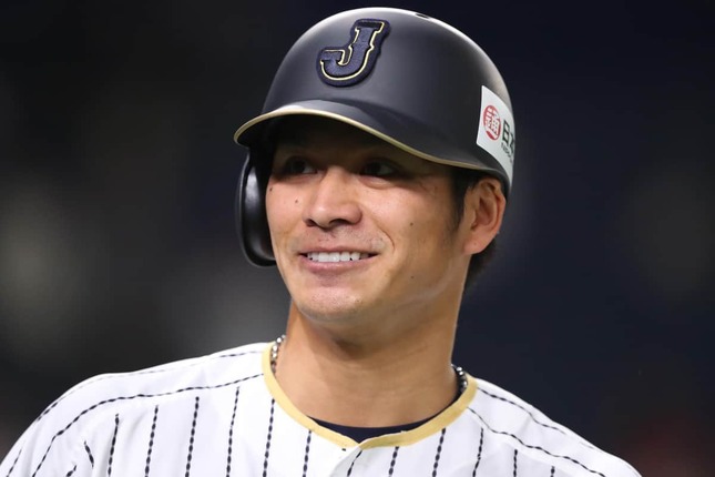 2017年のWBCにも出場した広島・田中広輔も退団へ（写真：YUTAKA/アフロスポーツ）