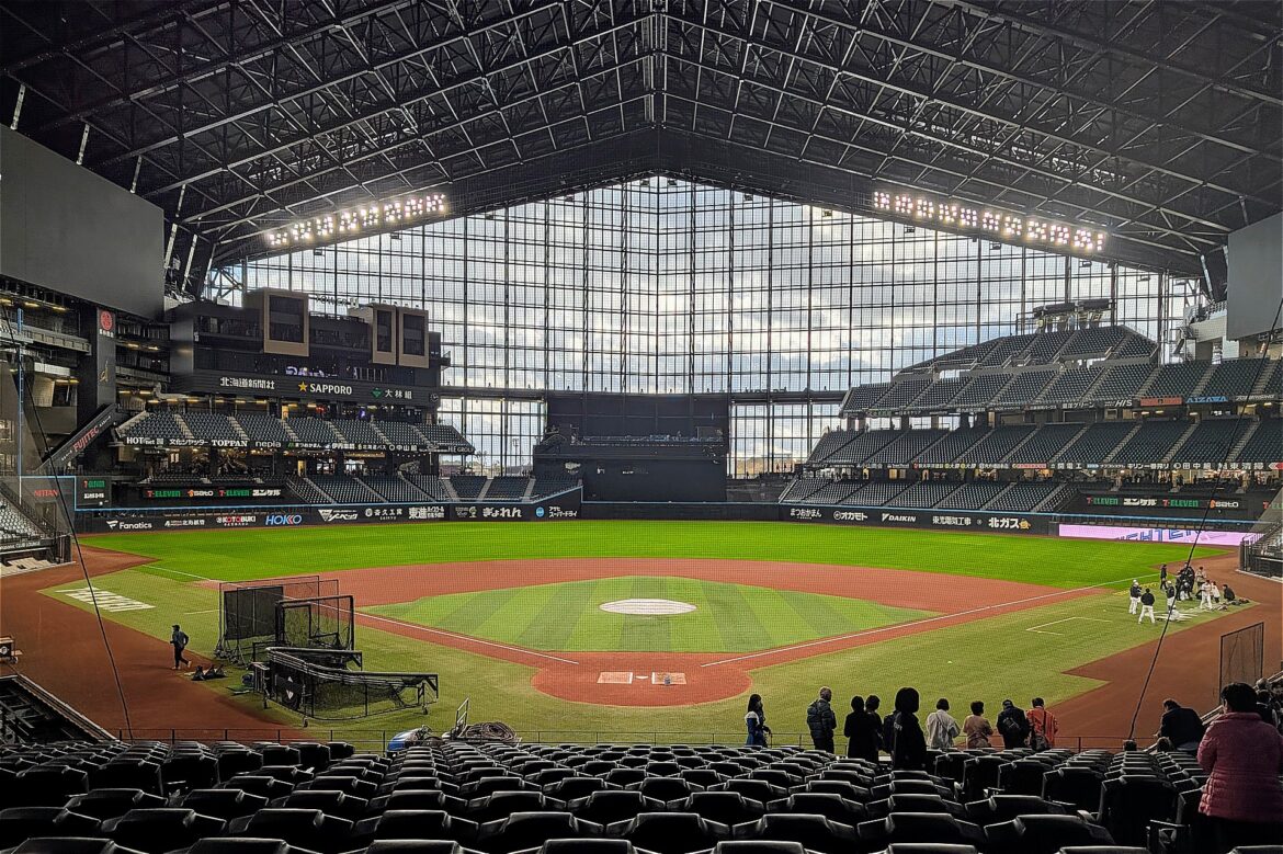 [dポイントでファイターズが強くなる？　ドコモの「ファンダム戦略」現場取材レポ【後編】] - ケータイ Watch