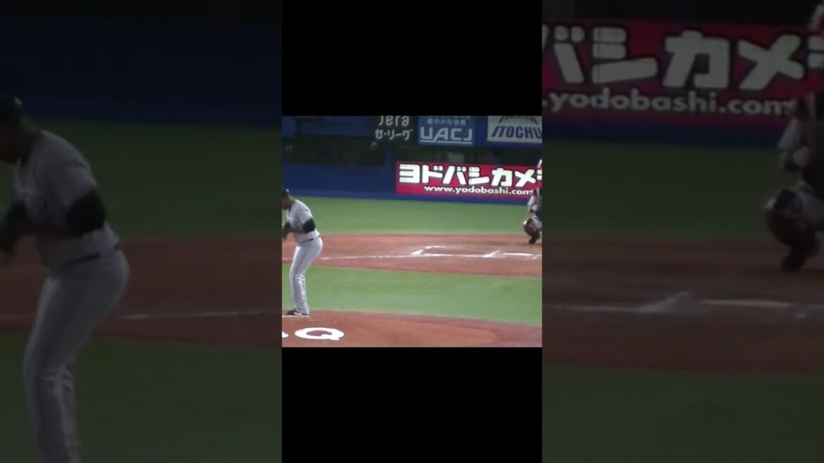 塩見泰隆を三振にとってピンチを脱するバルドナード（2024年4月11日 ヤクルトスワローズ 対 読売ジャイアンツ） #塩見泰隆