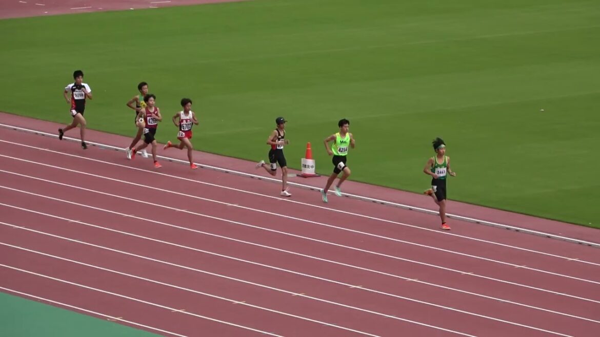 20251102121701宮崎県中学秋季1男1500ｍ決勝2組 福島 英巴（1） 都城アスリート 宮　崎 4:32.82