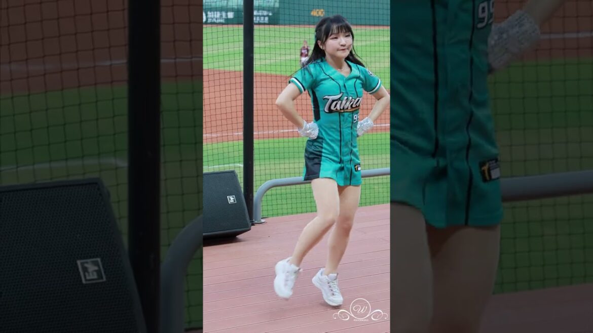 台鋼練習生 玖玖 吳念庭應援 #玖玖 #台鋼雄鷹啦啦隊 台湾プロ野球チア #wingstars #チアリーディングの女の子 안지현 2024/7/14