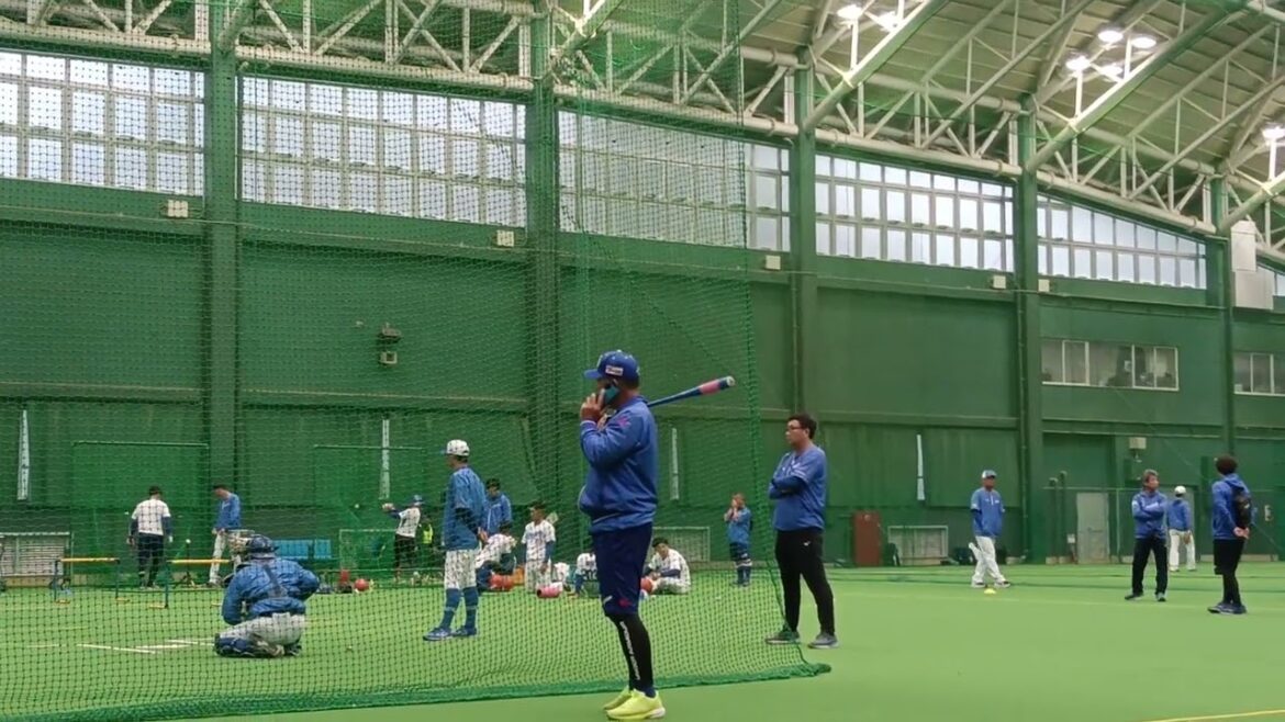 【プロ野球】11.9　中日　秋季キャンプ　『室内練習』