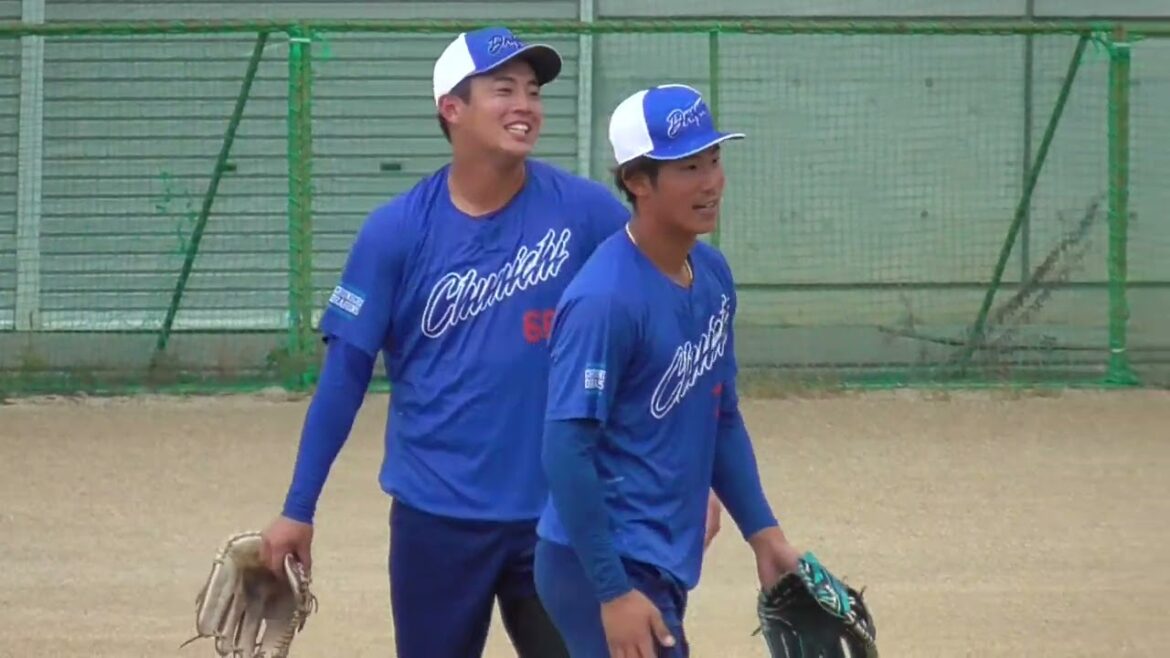 【プロ野球】11.13　中日　秋季キャンプ　『サブにてノック　66鵜飼選手、37濱選手』