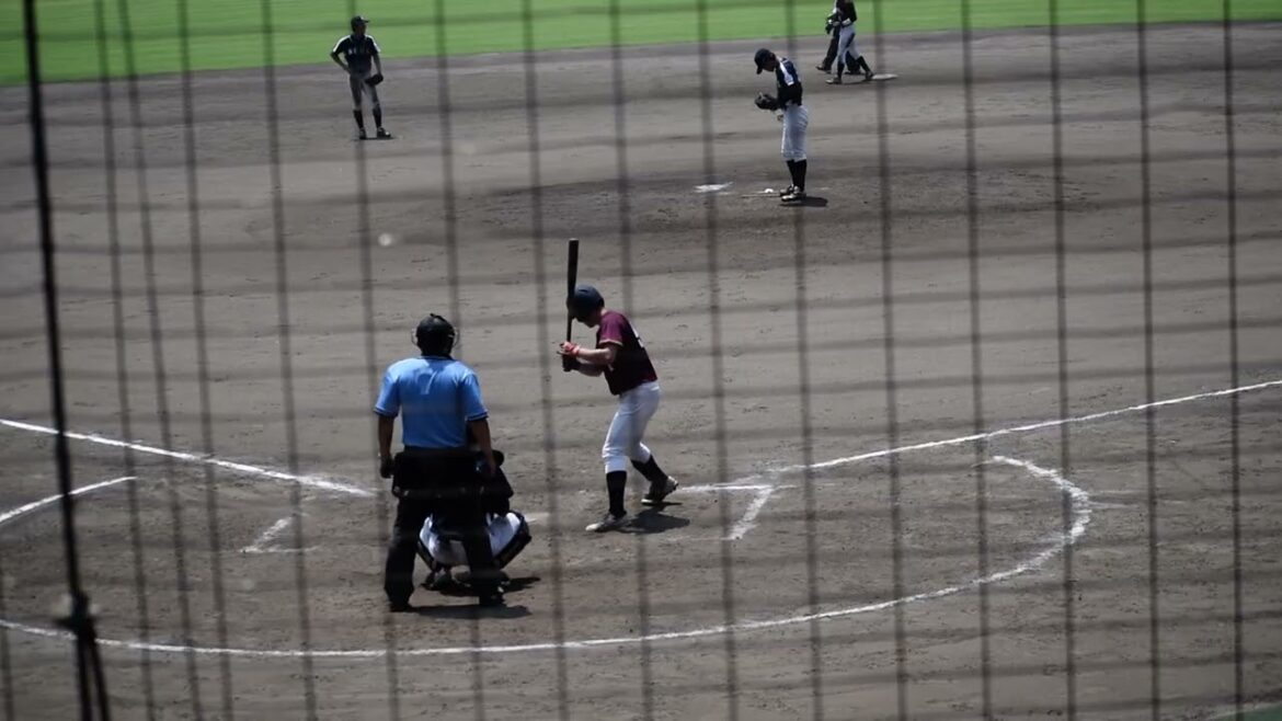 至誠館大学　佐々木 健内野手