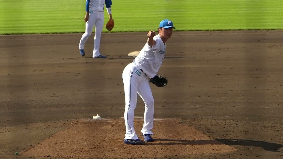 2025年9月16日 イースタンリーグ 北海道日本ハム・石川 直也 投手の準備投球(イニング中外)