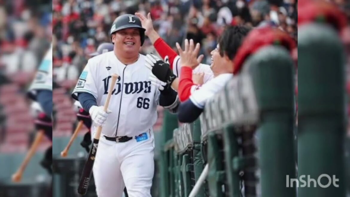 トライアウト 前西武・渡部健人「電話を離さず連絡を待っています」〝おかわり君2世〟が本塁打でアピール トライアウト 前西武・渡部健人「電話を離さず連絡を待っています」〝おかわり君2世〟が本塁打でアピール