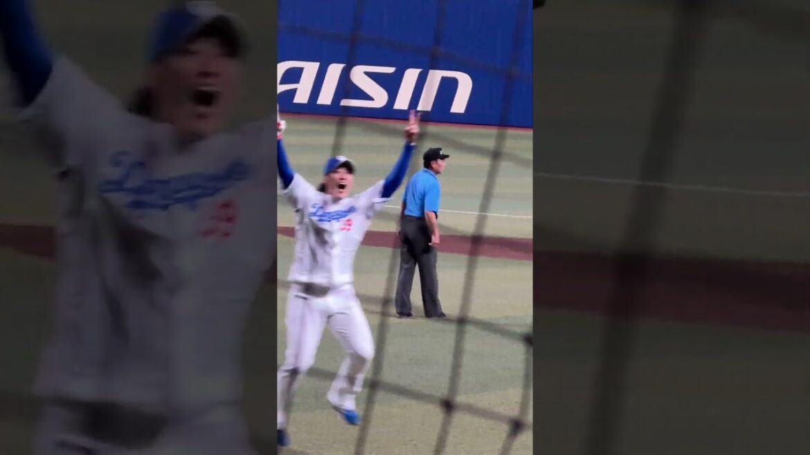 齋藤綱記 まさかのホームラン！(テラス前最後)中日ドラゴンズファンフェスタ2025