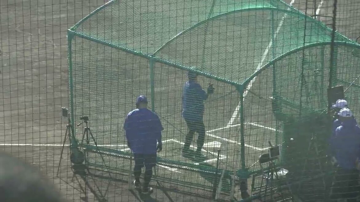 【中日ドラゴンズ 秋季キャンプ 2025】 福元悠真選手 シートバッティング 打撃投手は落合英二二軍監督 2025/11/15 ナゴヤ球場