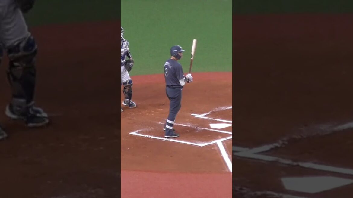 博志 vs 角中 勝也　チャンスシーン対決　#千葉ロッテマリーンズ #shorts