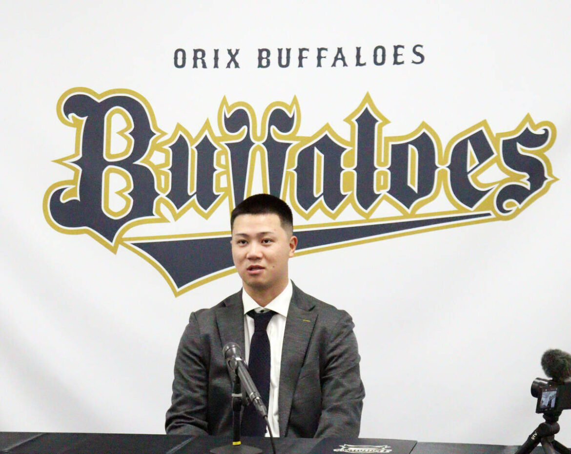 契約更改を終えたオリックス・才木海翔（カメラ・南部　俊太）