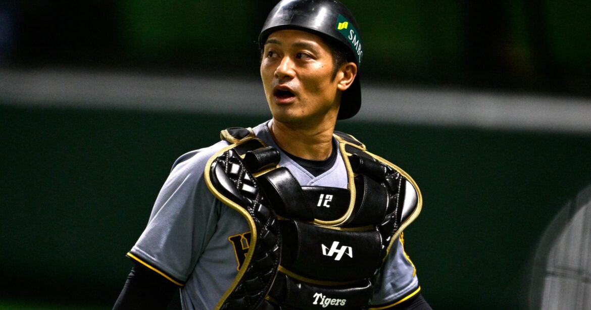 阪神・坂本誠志郎が明かす日本シリーズ“最大の誤算”「右打者への対策が足りなかった…」ソフトバンクに「キーマンはいない」発言のウラにあった思惑 - プロ野球 - Number Web