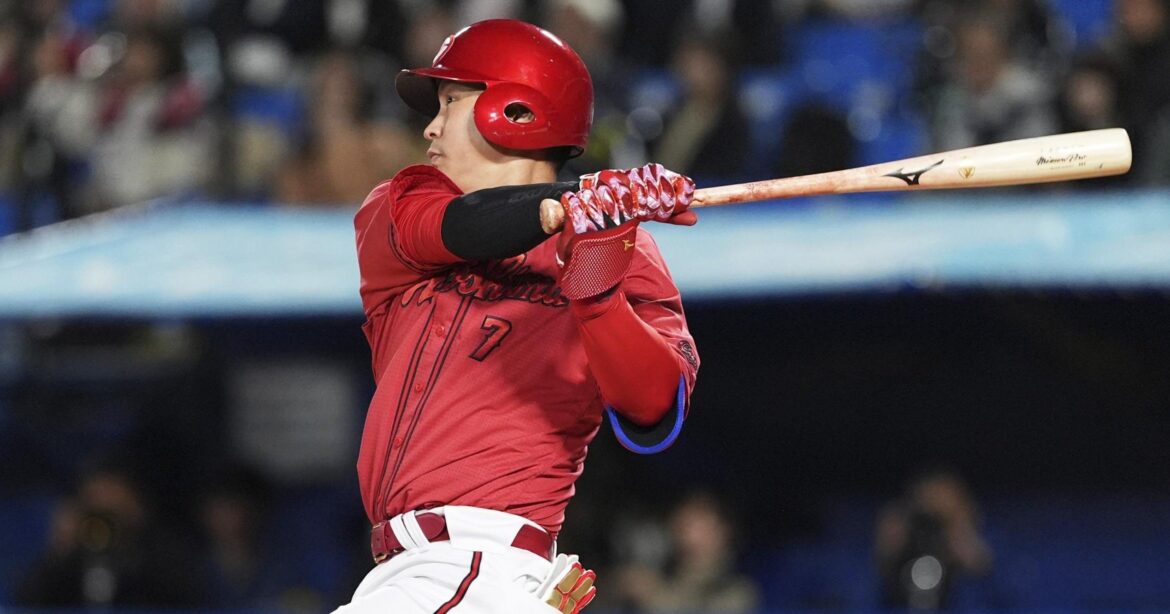 「もう後がないのは分かっています」盟友・磯村嘉孝も去り、来季いよいよ正念場を迎えるカープ堂林翔太34歳の心中とは - プロ野球 - Number Web