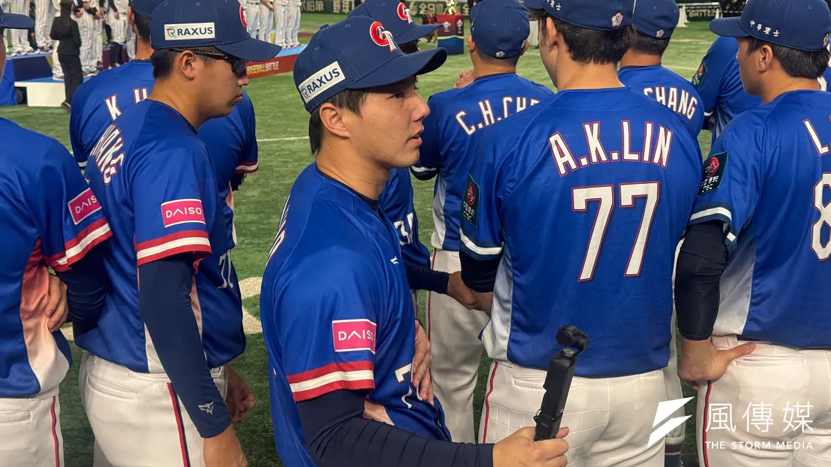 統一ライオンズの林安可（77番）が海外挑戦を表明し、ポスティングの結果、埼玉西武ライオンズが独占交渉権を獲得した。（写真：黃信維）