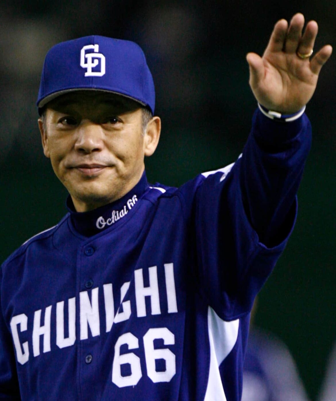 大谷翔平写真集は付箋だらけ 落合博満氏のコレクション披露にファン驚愕「完全に推し活」: J-CAST ニュース 大谷翔平写真集は付箋だらけ 落合博満氏のコレクション披露にファン驚愕「完全に推し活」: J-CAST ニュース