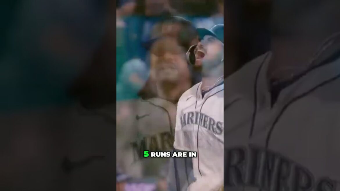 Mariners' Cardiac Comeback: Senor Smoke Seals the Win! #shorts
