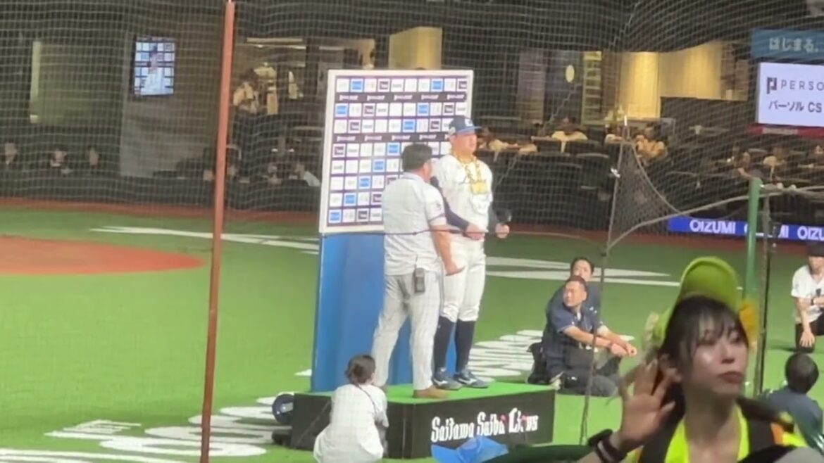 「もうめちゃくちゃ気持ちよかった」プロ初完投&初完封&初マダックスを無四球で達成!渡邉勇太朗お立ち台ヒーローインタビュー【西武4-0ロッテ】2025/9/6 75周年ver. 「もうめちゃくちゃ気持ちよかった」プロ初完投&初完封&初マダックスを無四球で達成!渡邉勇太朗お立ち台ヒーローインタビュー【西武4-0ロッテ】2025/9/6 75周年ver.