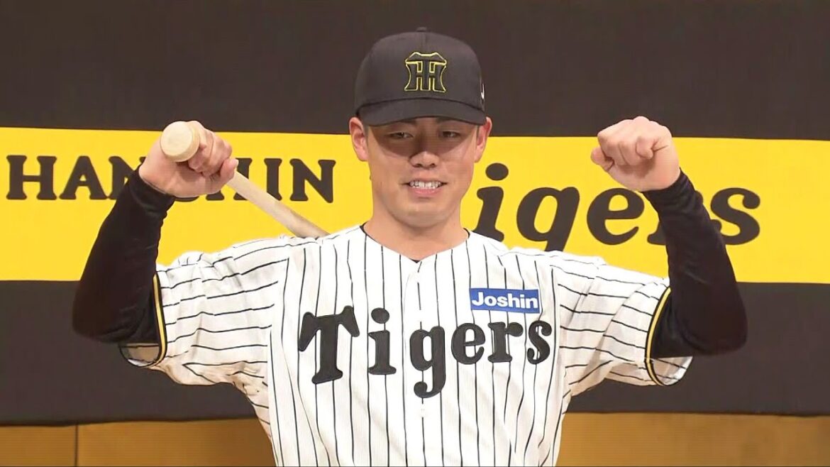 虎の未来担う7人ユニフォーム姿お披露目 阪神新入団会見 立石選手「2桁本塁打を」 虎の未来担う7人ユニフォーム姿お披露目 阪神新入団会見 立石選手「2桁本塁打を」