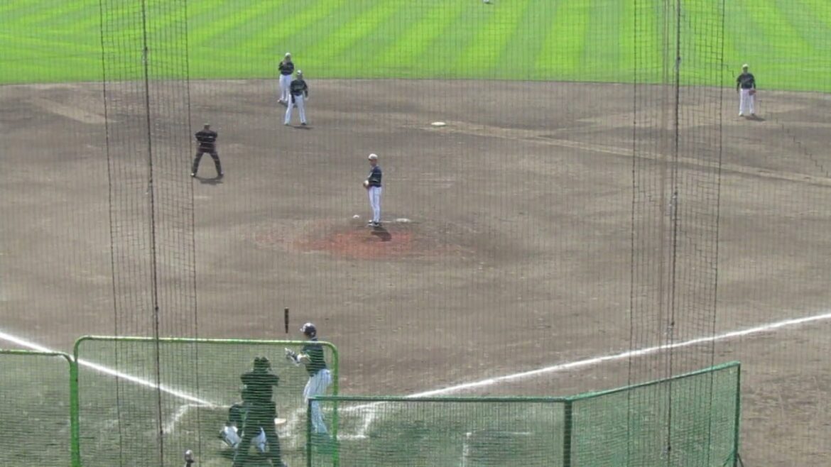 シート打撃 小川泰弘〜村上宗隆をセカンドゴロに打ち取るピッチング＜ヤクルトスワローズ 沖縄キャンプ 2025年2月19日＞