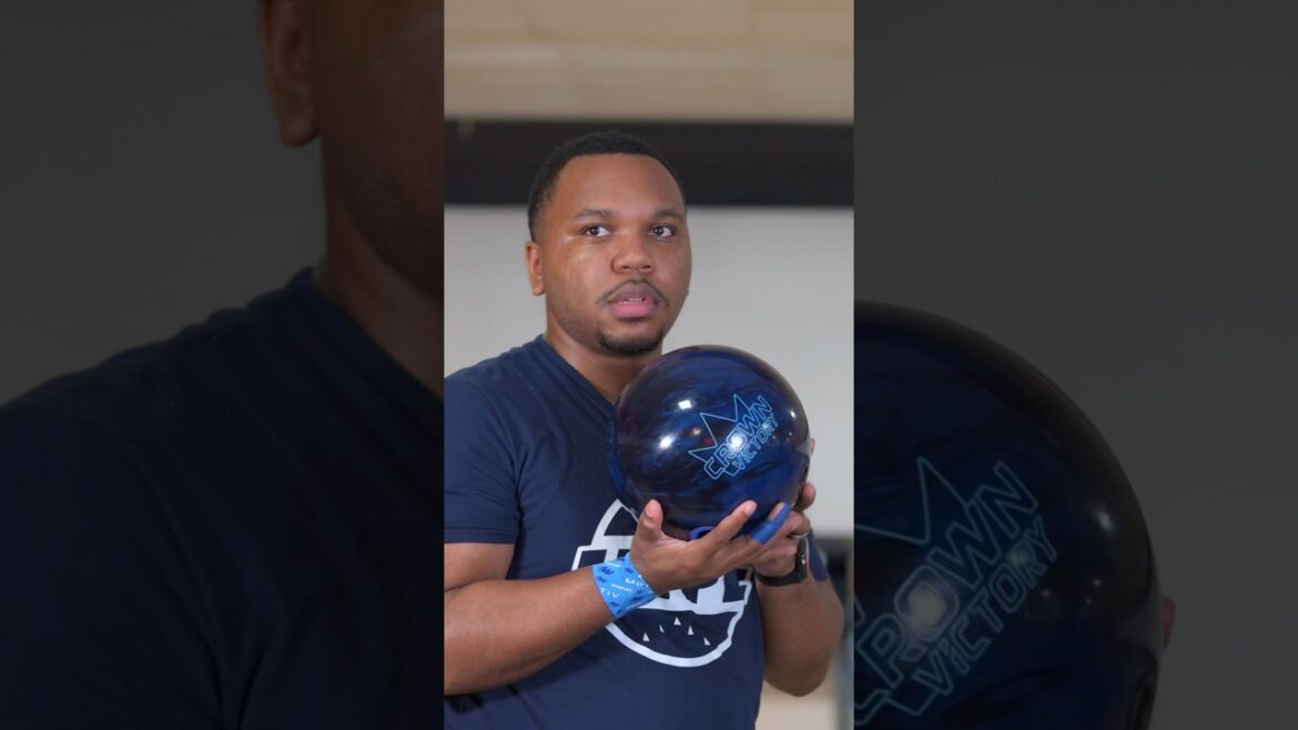 Best B7 ball ever? 🤔🤔🤔 Brunswick Crown Victory. #TheHype #HITM #12Bagger #Coolwick #Bowlersmart