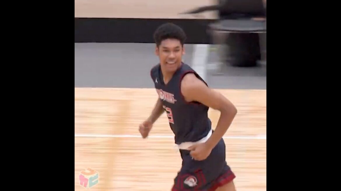 福大大濠 怪物1年生が豪快ダンクぶちかます！福岡第一と夏の頂上決戦 白谷柱誠ジャック(1年/194cm/No.23/四日市メリノール学院中)インターハイ2025福岡予選 #高校バスケ #shorts