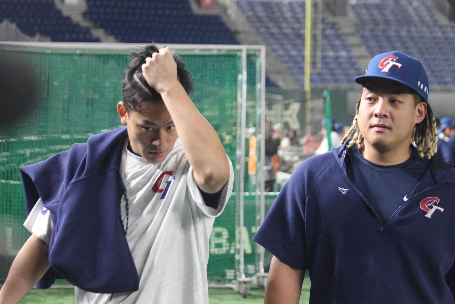 20241120-備戰明天12強賽，台灣國家代表隊選手今（20）日下午在明日對手委內瑞拉之後，在東京巨蛋進行賽前練習，包括守備、打擊等。圖為吉力吉撈·鞏冠。（黃信維攝）