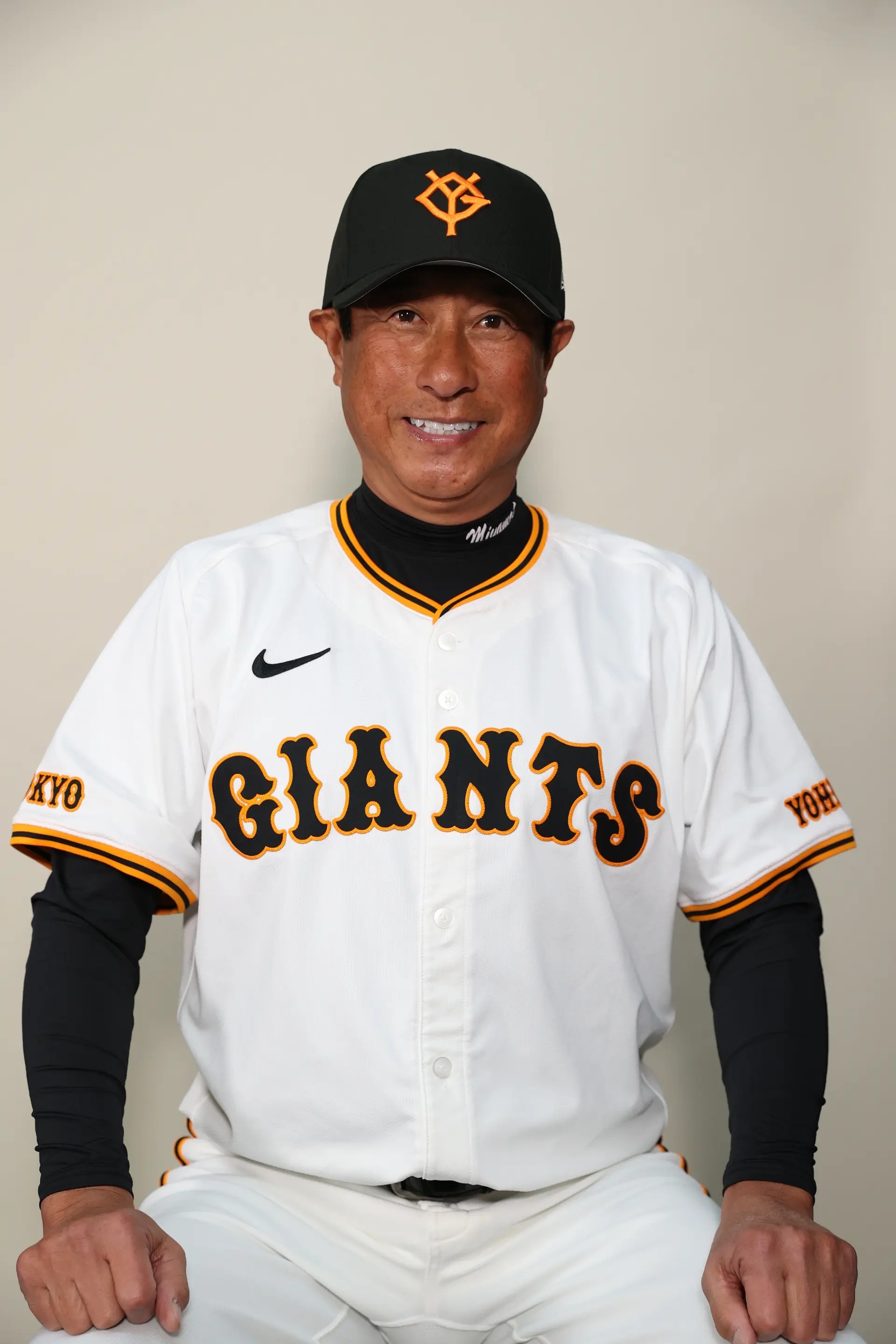ジャイアンツ女子チームの宮本和知監督