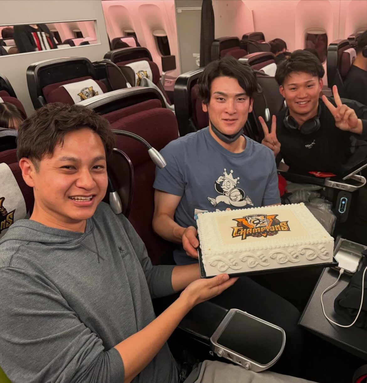 「さすがグルメ王子」阪神・大竹耕太郎がハワイ旅行ショット公開 | 話題の投稿 | スポーツブル (スポブル)