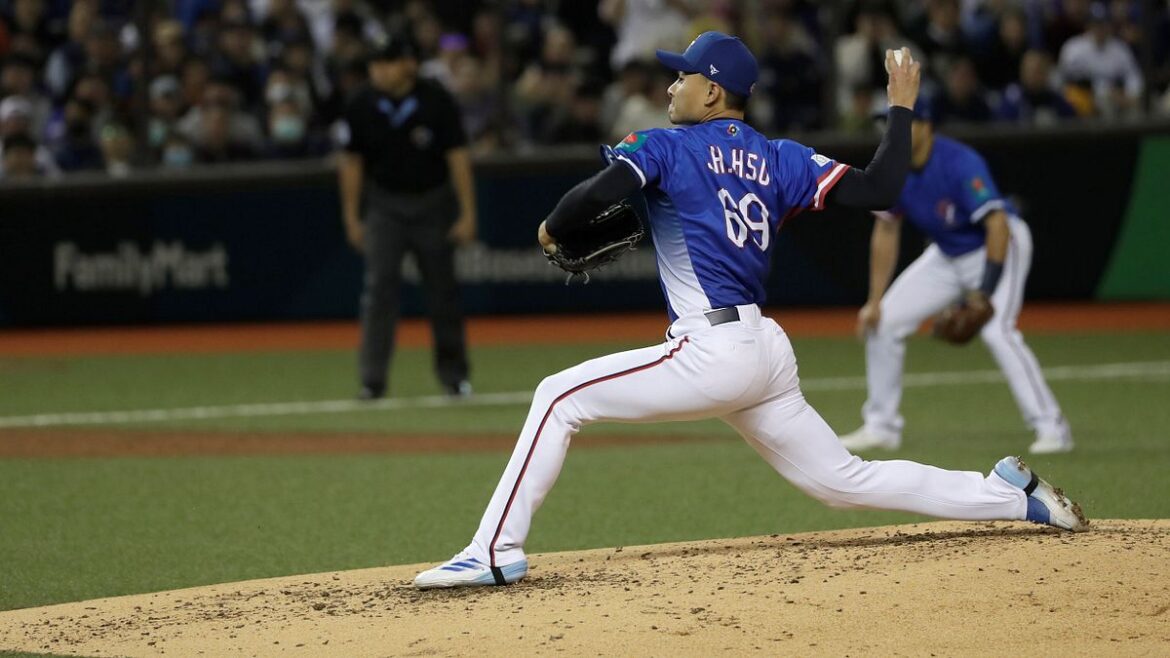 徐若熙、ソフトバンク入団で日本挑戦へ　背番号18「歴史ある球団の一員になれて光栄」 | 黃信維（コウ・シンイ） | ニュース