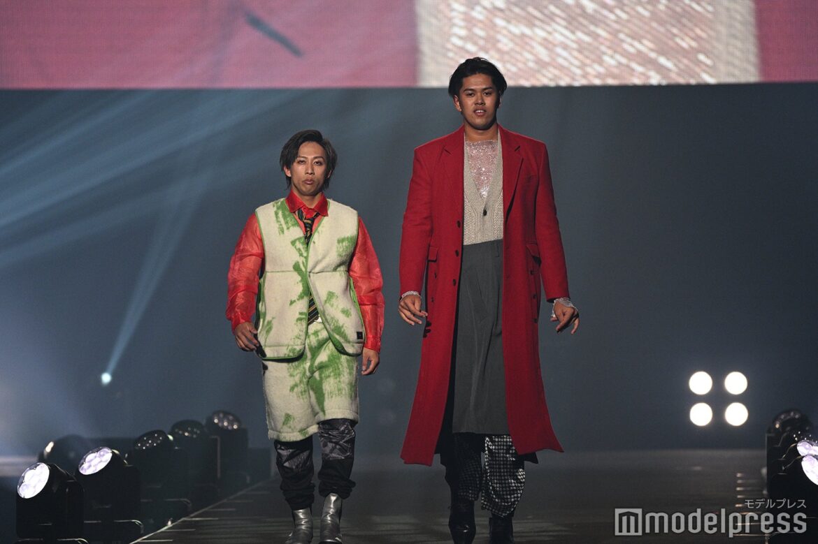 広島カープ・菊地ハルン選手、⽻⽉隆太郎選手とランウェイ闊歩「もっとキャーって言ってもらいたい」ファンへの要望告白【TGC広島2025】 - モデルプレス