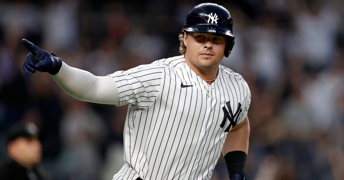 なぜ「メジャーのホームラン王」が楽天に？ 188cm、117kg“元ヤンキースの大砲”が日本球界を選んだ意外なワケ「日本でのプレーをずっと願っていた」―2025年下半期読まれた記事 - プロ野球 - Number Web