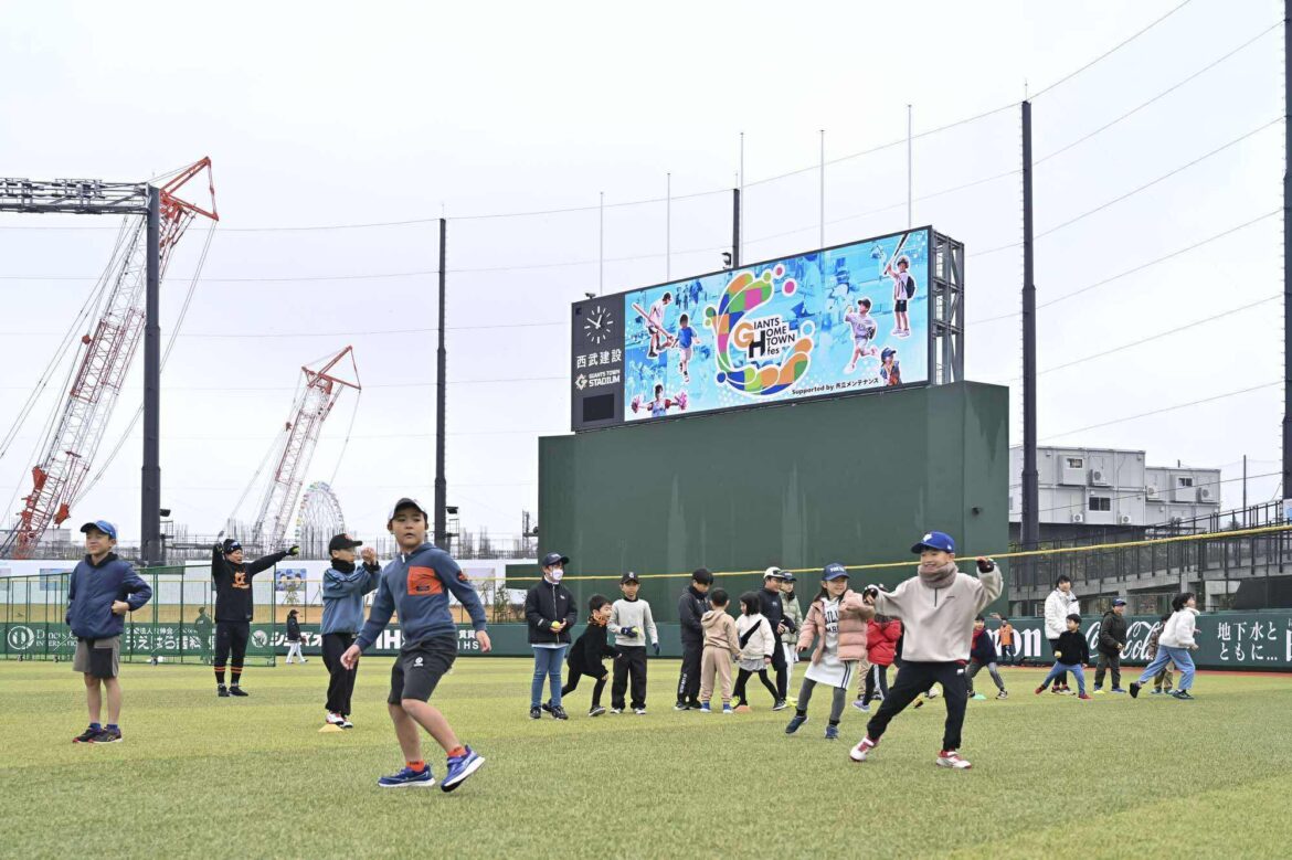 橋本（左）、脇谷両コーチのトークショー