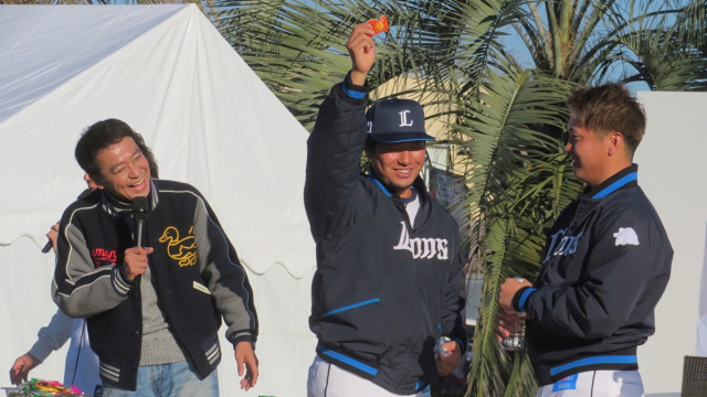 西武ライオンズの5選手がこんにゃくパークでミニ野球教室＆トークショー